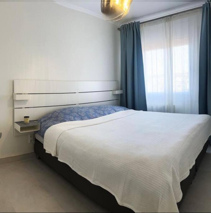Appartement Cunit, Front Line With Sea View Extérieur photo